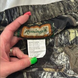 Remington Size Large Green and Brown  Camouflage Cargo Pants